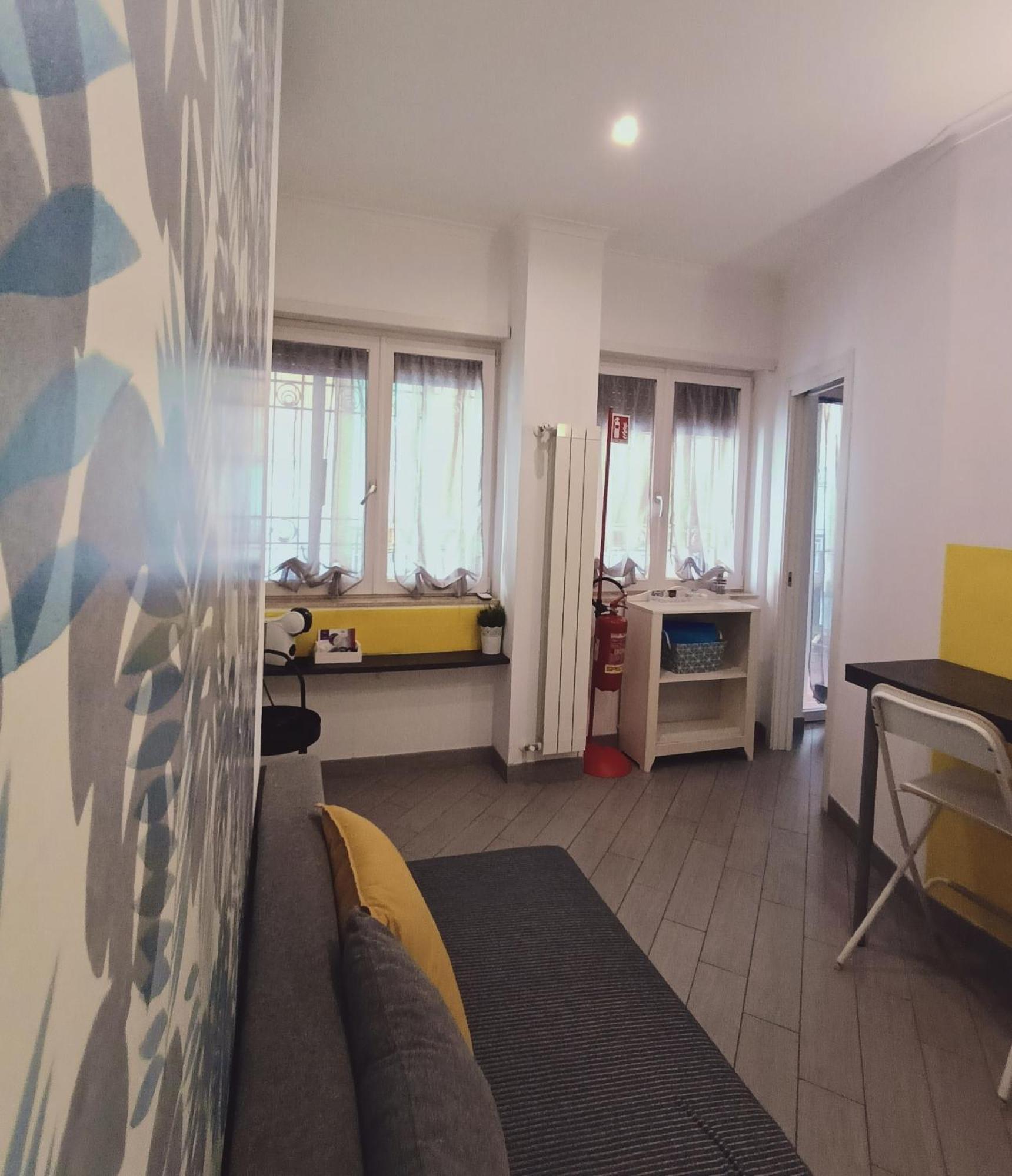 Divas Appartamento Naples Exterior photo